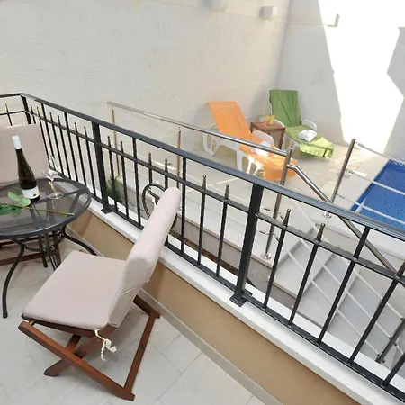 Tomislav 2 Apartman Brela