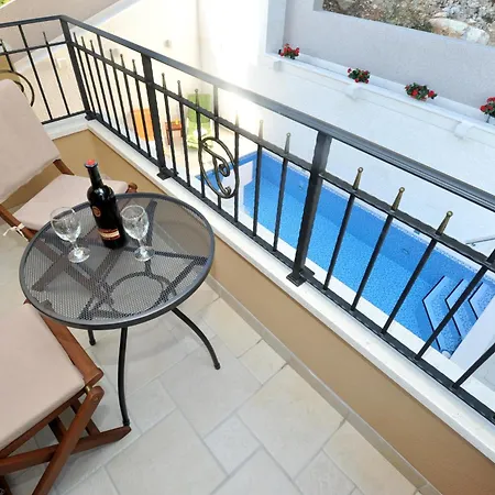 Apartament Tomislav 2 *